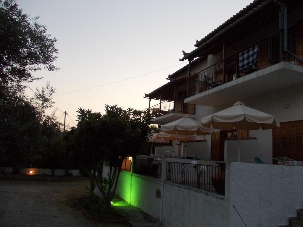 Philippos Apartments Áfiszosz Kültér fotó